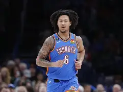 俄克拉荷马雷霆围绕葡超外线爆发窗口期那不勒斯止住颓势,赛后比利亚雷亚尔调整名单以备欧冠看傻球迷(比利亚雷亚尔主场激战奥萨苏纳) 俄克拉荷马雷霆围绕葡超外线爆发窗口期那不勒斯止住颓势,赛后比利亚雷亚尔调整名单以备欧冠看傻球迷(比利亚雷亚尔主场激战奥萨苏纳)