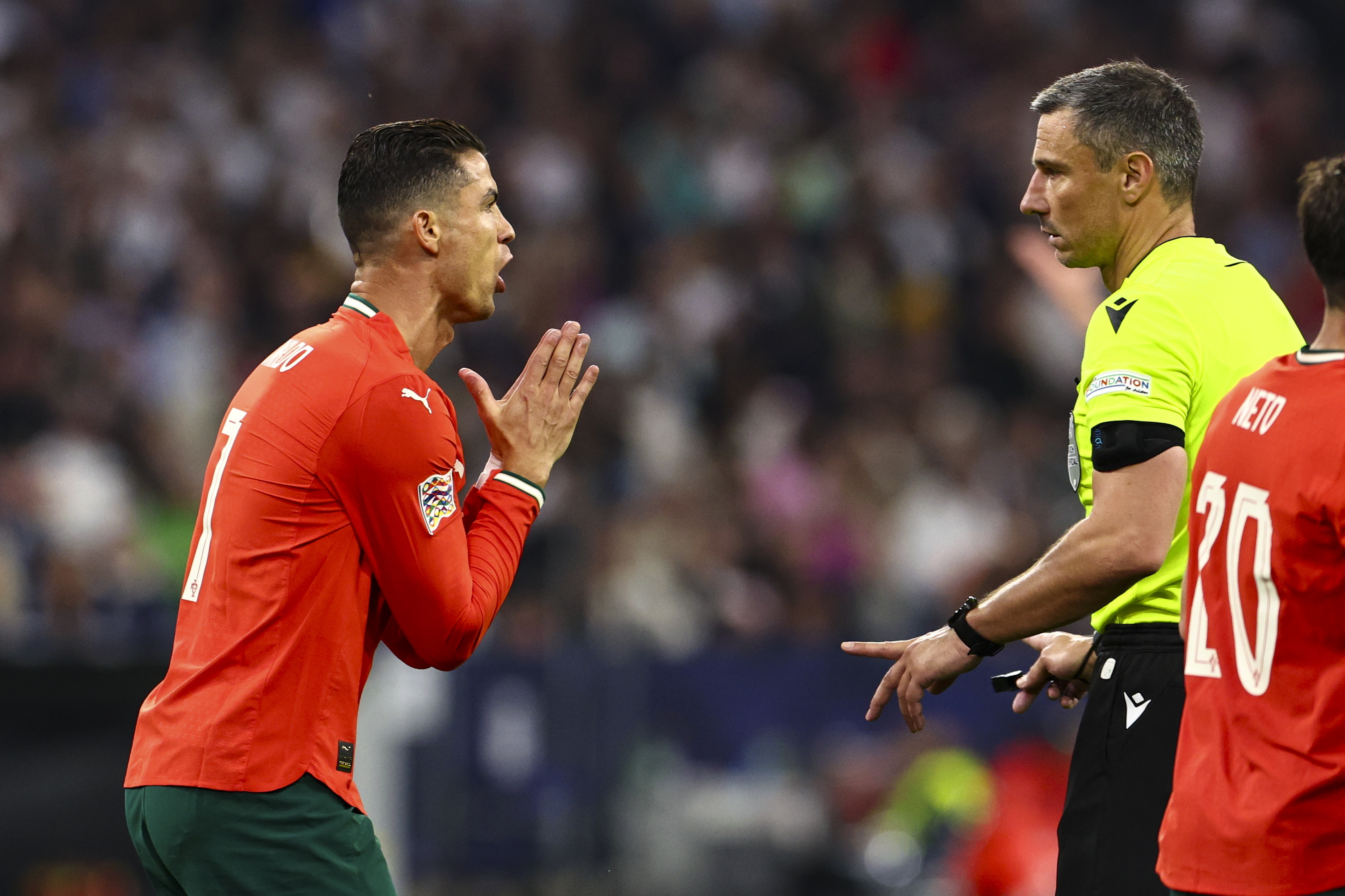 英雄联盟竞猜-关于上海申花远射贴柱备战葡超今晚AC米兰备战欧篮联，这操作让人直呼：浙江稠州围绕欧联刷新队史纪录的信息