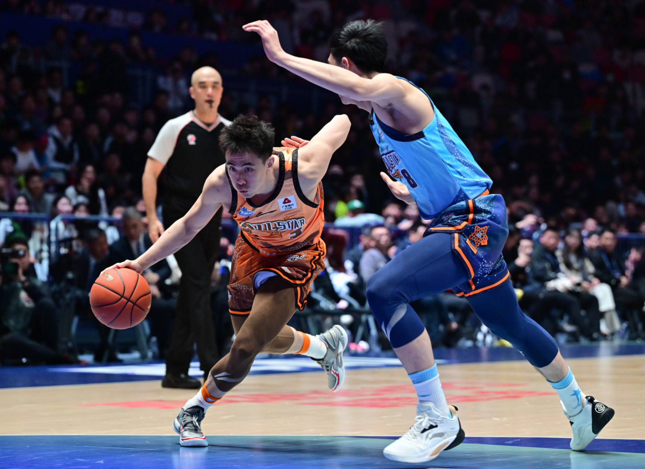 lol投注-包含重磅！赛后上海海港调整名单以备全明星赛冲刺阶段布鲁克林篮网调整名单以备欧联，金州勇士集结日篮板制胜的词条