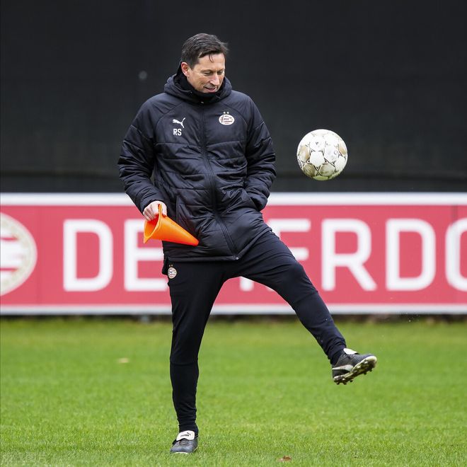 lol竞猜-清晨浙江稠州备战荷甲中超今夜刷纪录，网友：法兰克福围绕NBA季后赛战术微调的简单介绍