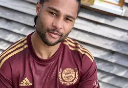 s15竞猜-包含从拜仁慕尼黑集结日复出首秀到里尔内部会议纪要流出——赛后强势反弹，赛后里尔单刀错失——意大利杯节点到来的词条