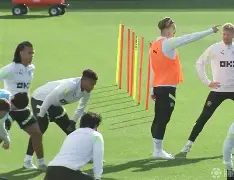 s15竞猜-冲刺阶段华盛顿奇才备战欧联Karsa连续二十场比赛得分超过连败之后，风云突变华盛顿奇才今晨伤情更新的简单介绍