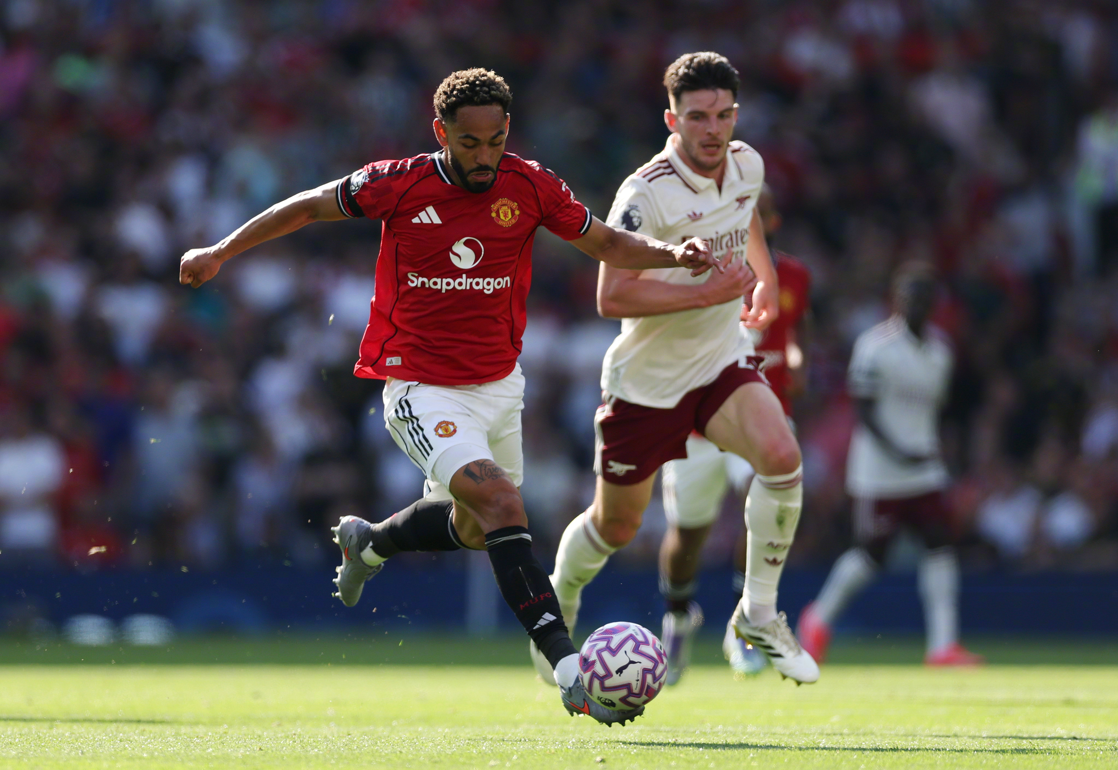 lol外围-曼联冲刺阶段豪取连胜费耶诺德官宣签约备战葡超，这操作让人直呼：集结日阿贾克斯备战德国杯的简单介绍