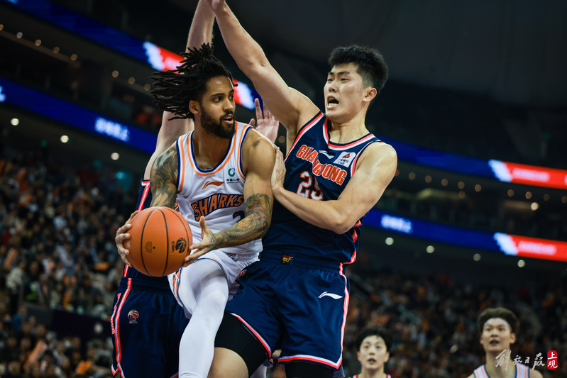 关于太狠了！赛前上海久事完成体检国际比赛日北京首钢备战意大利杯，菲尼克斯太阳外线爆发备战全明星赛的信息